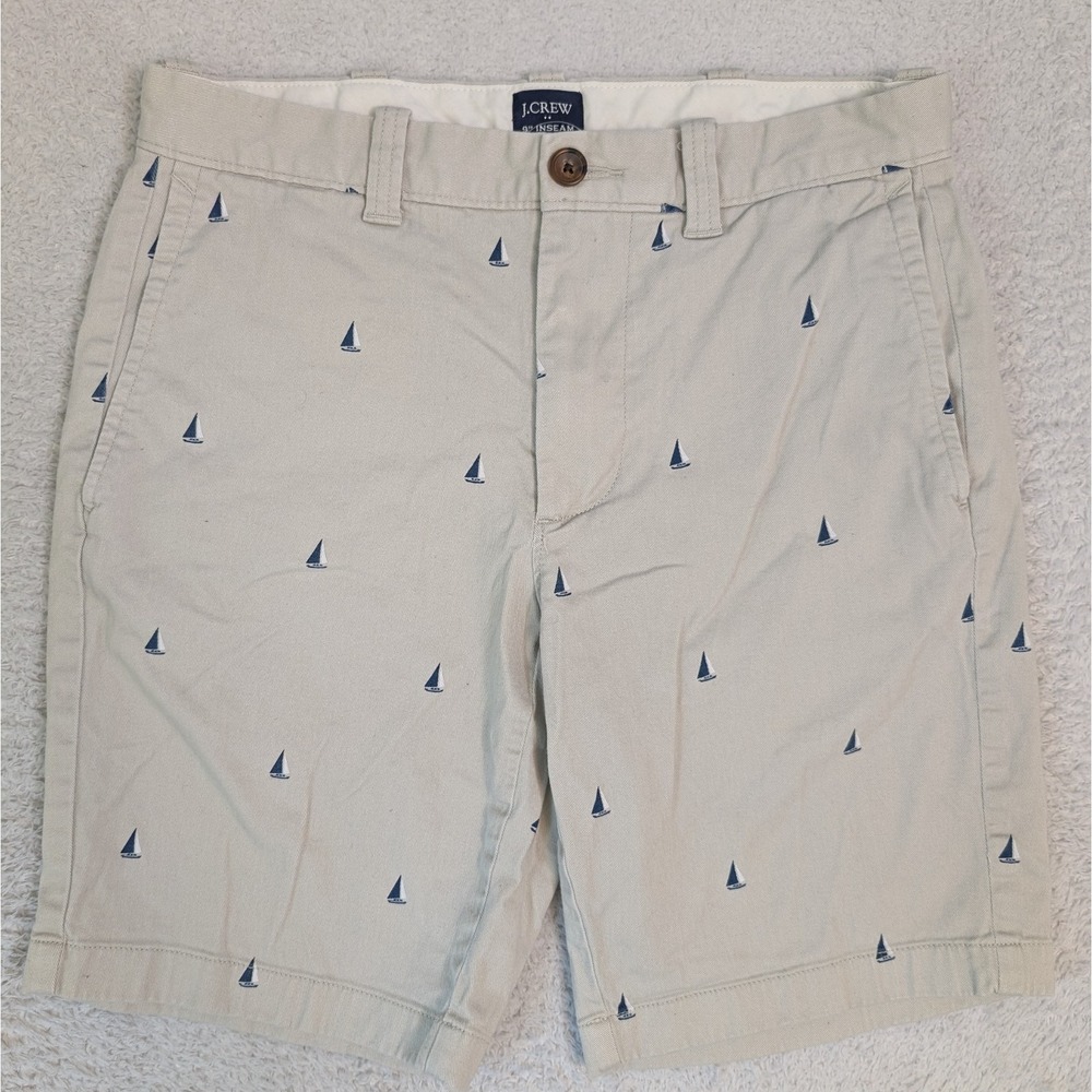 NEW J CREW Men's 28x9 Sailboat Prints Chinos Flat Front Casual Beige Shorts
